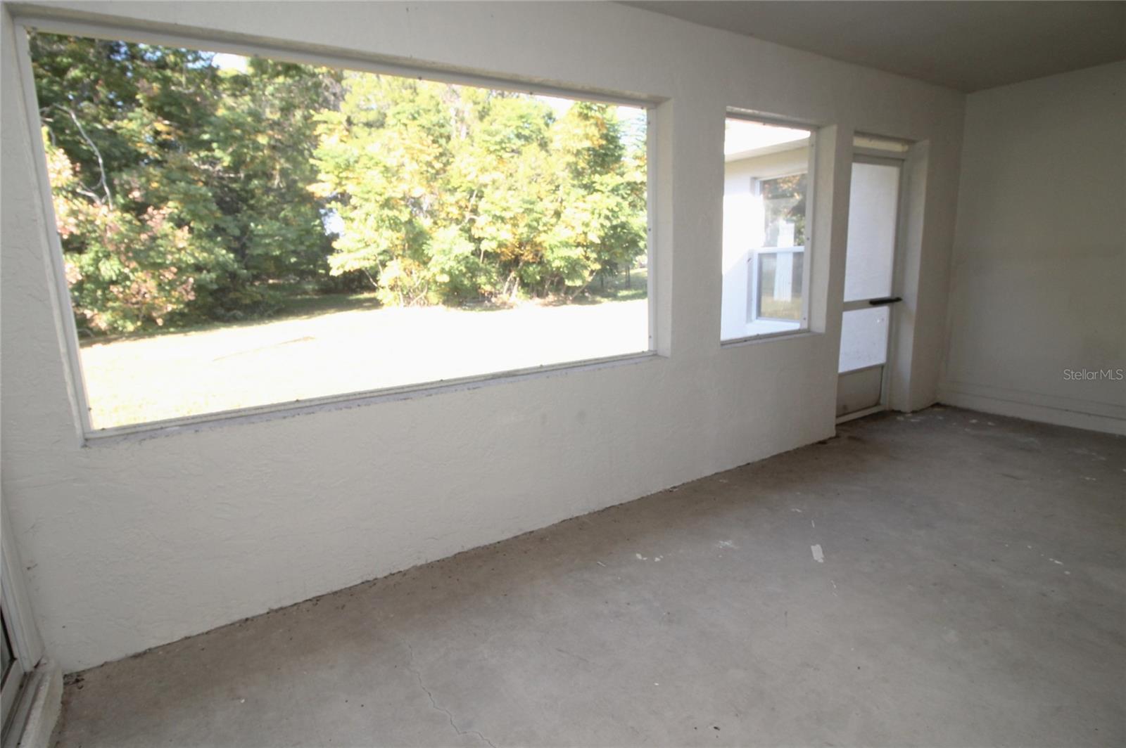 MINNEOLA - Residential Lease