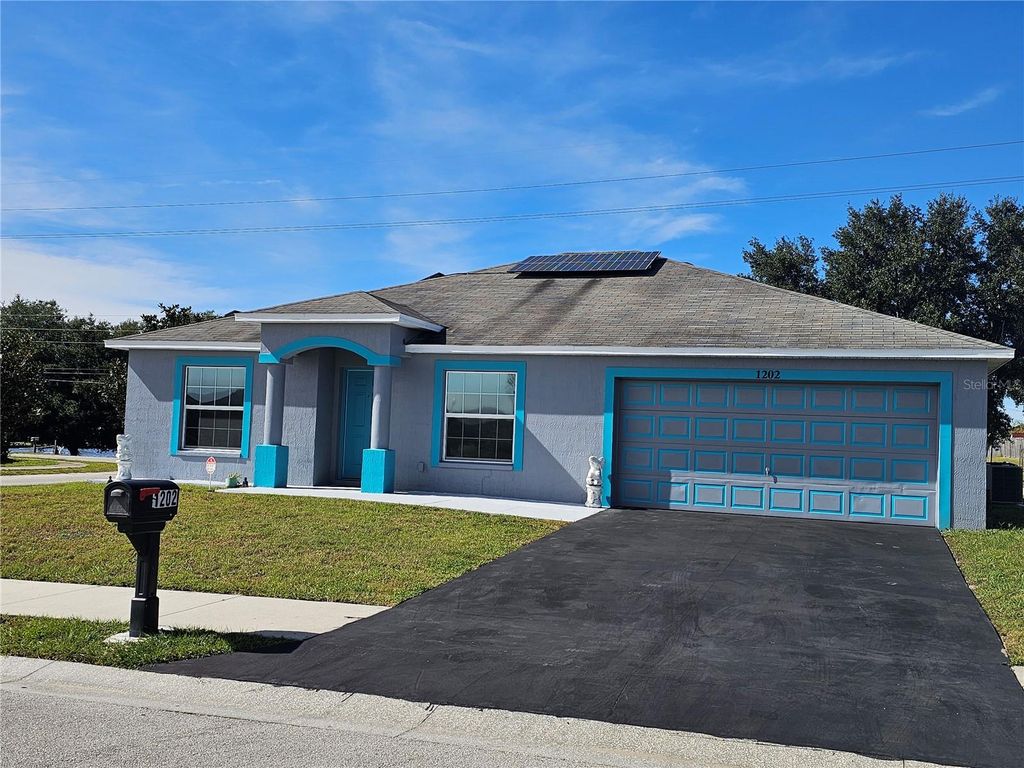 Photo of 1202 Conch Key Lane, Davenport, FL 33837 (MLS # G5104461)