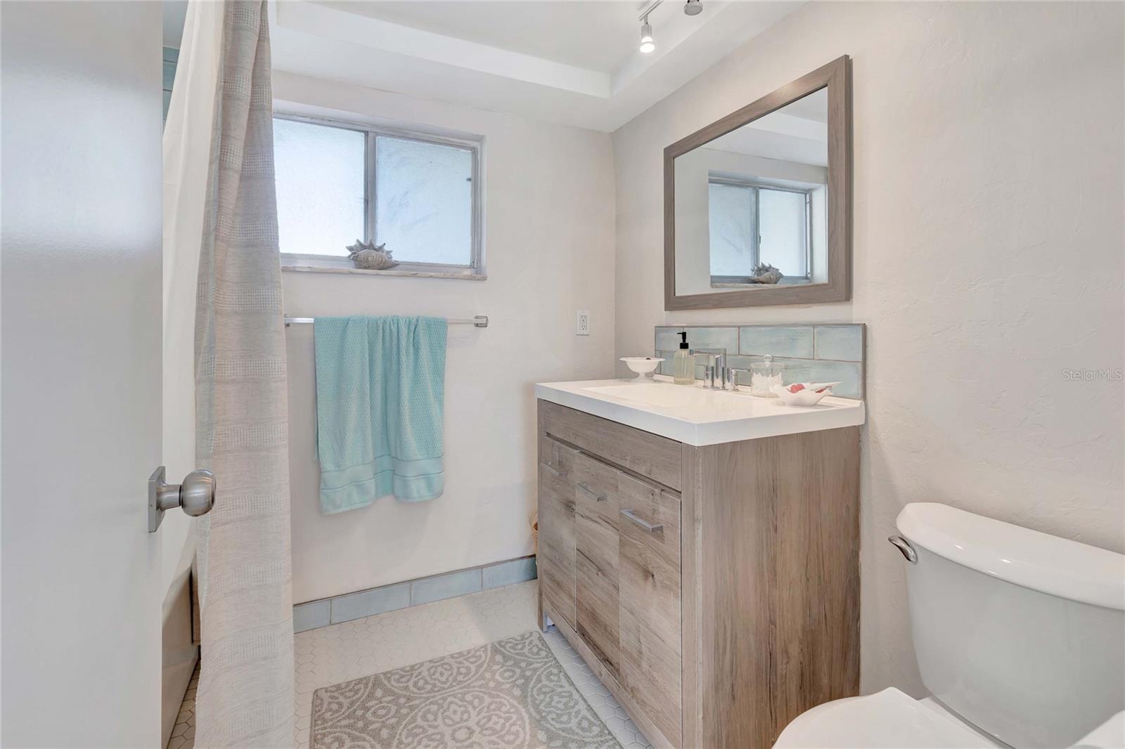 SUNLAND APTS - Residential Lease