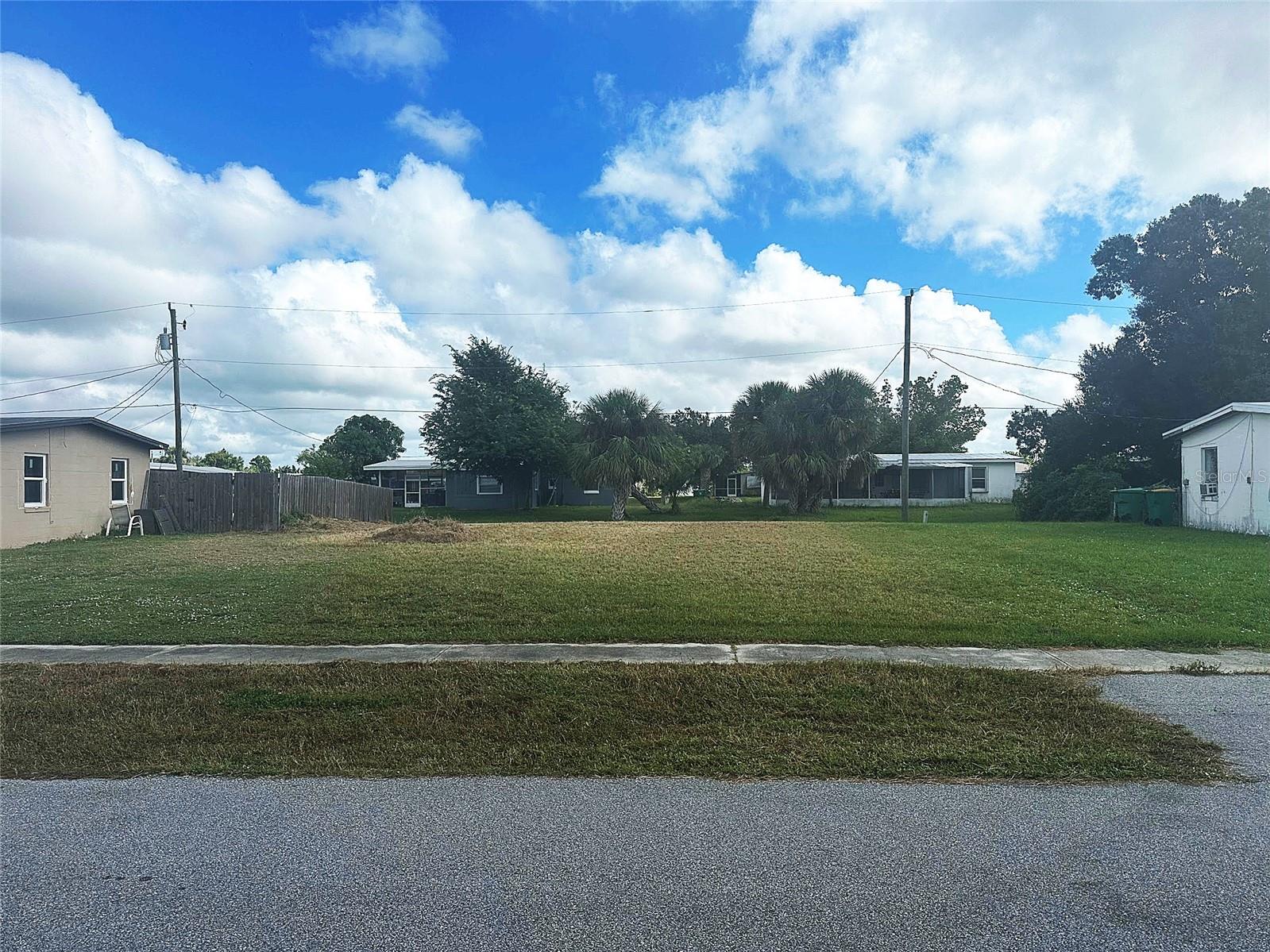 PORT CHARLOTTE SEC 011 - Land