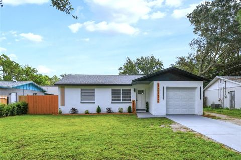 A home in LARGO