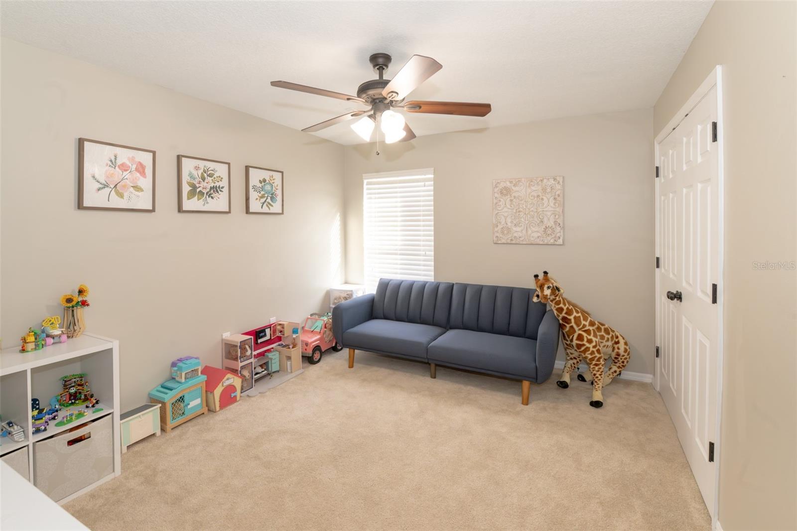 RIVER HILLS COUNTRY CLUB PARCE - Residential