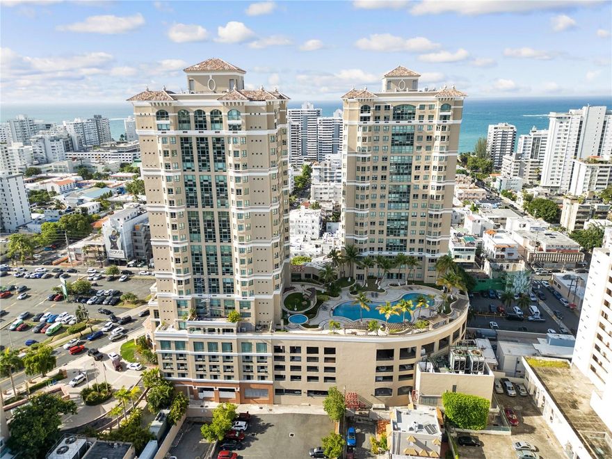 Located in Gallery Plaza, Condado, this fully renovated residence offers 2 bedrooms and 2 bathrooms with 1,337 sq.ft. of modern living space. The open-concept layout features panoramic city views, spacious living and dining areas, and a comfortable primary suite with walk-in closet. The apartment includes 2 assigned parking spaces for added convenience. Gallery Plaza provides 24/7 security, full power generator, water cistern, pool, and fitness center. Just steps from the beach, dining, and shopping, this home places you in the heart of Condado. HOA:$564.42/month – CRIM: $2,436.30/year.