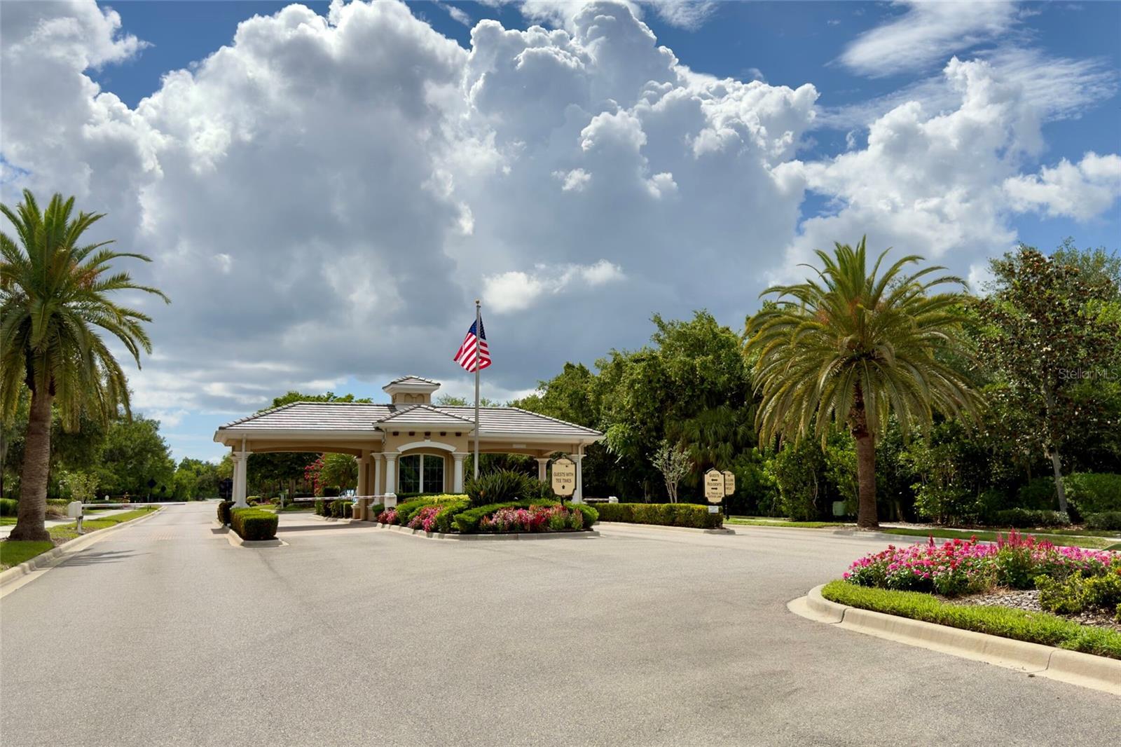 WATERLEFE GOLF & RIVER CLUB - Residential