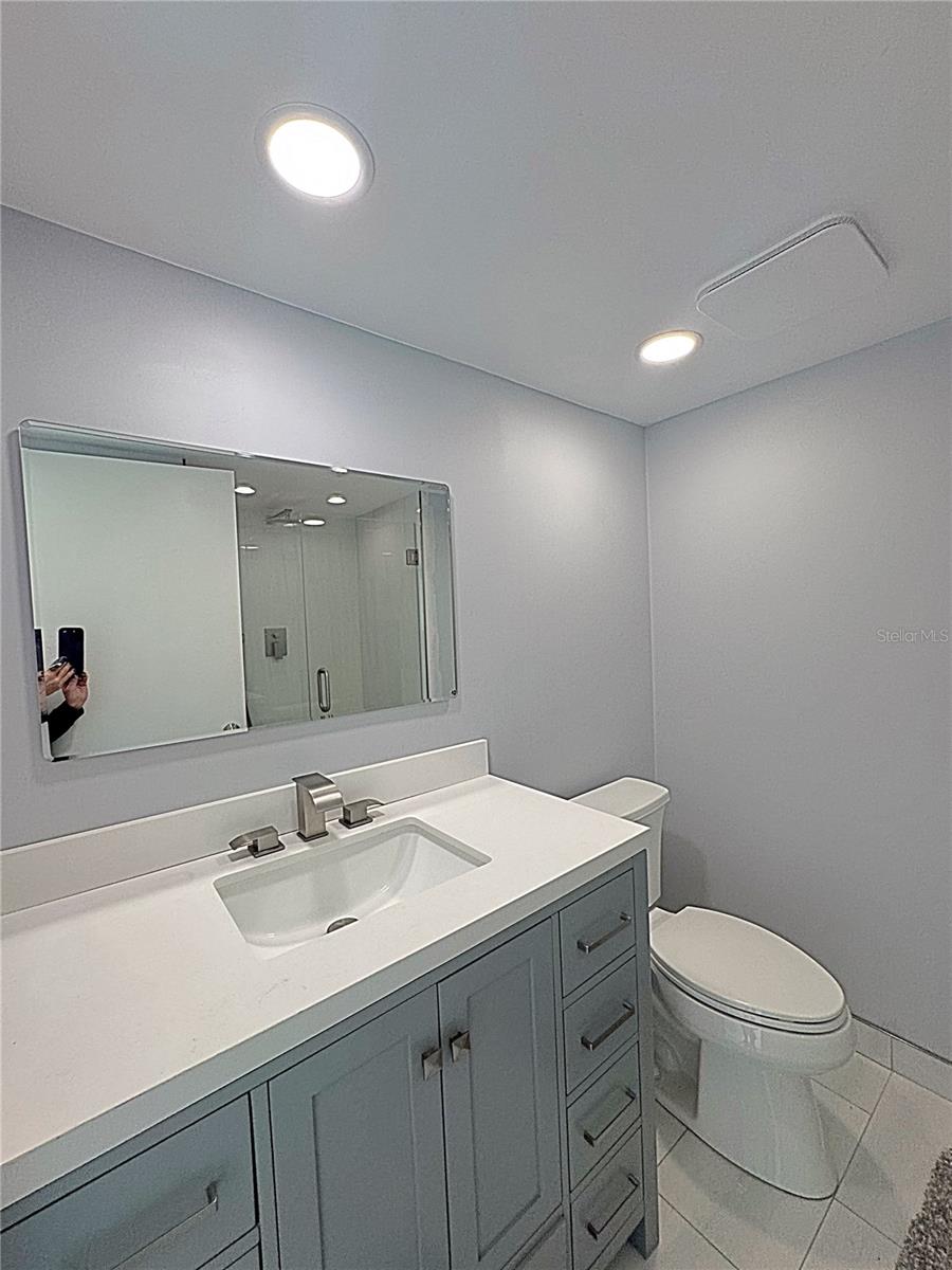 STARBOARD TOWER - Residential Lease