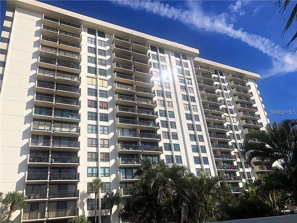 Photo of 400 Island Way #1606, Clearwater Beach, FL 33767 (MLS # TB8458605)
