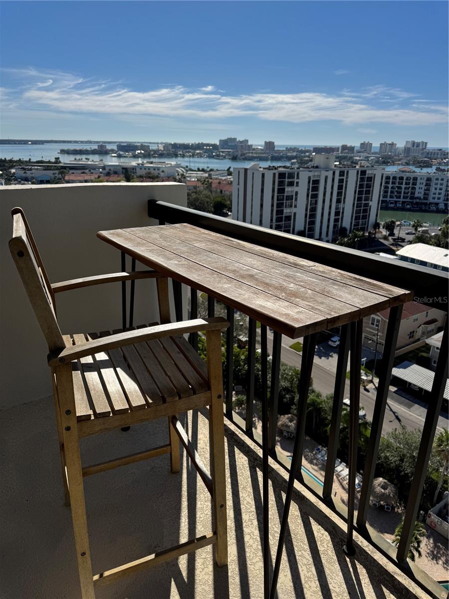 STARBOARD TOWER - Residential Lease