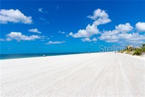 STARBOARD TOWER - Residential Lease