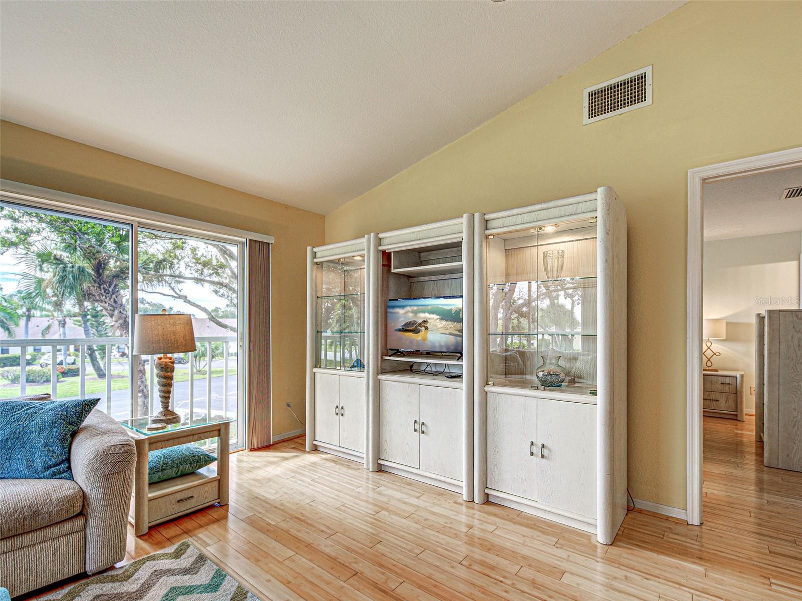 GOLF GREEN - Residential