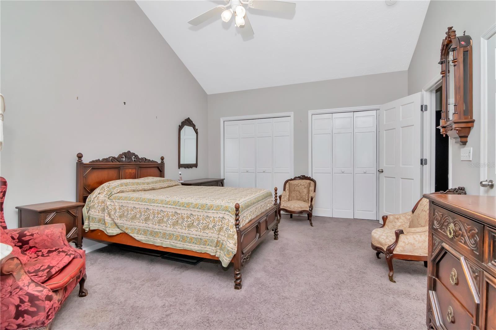 COUNTRY GATE - Residential