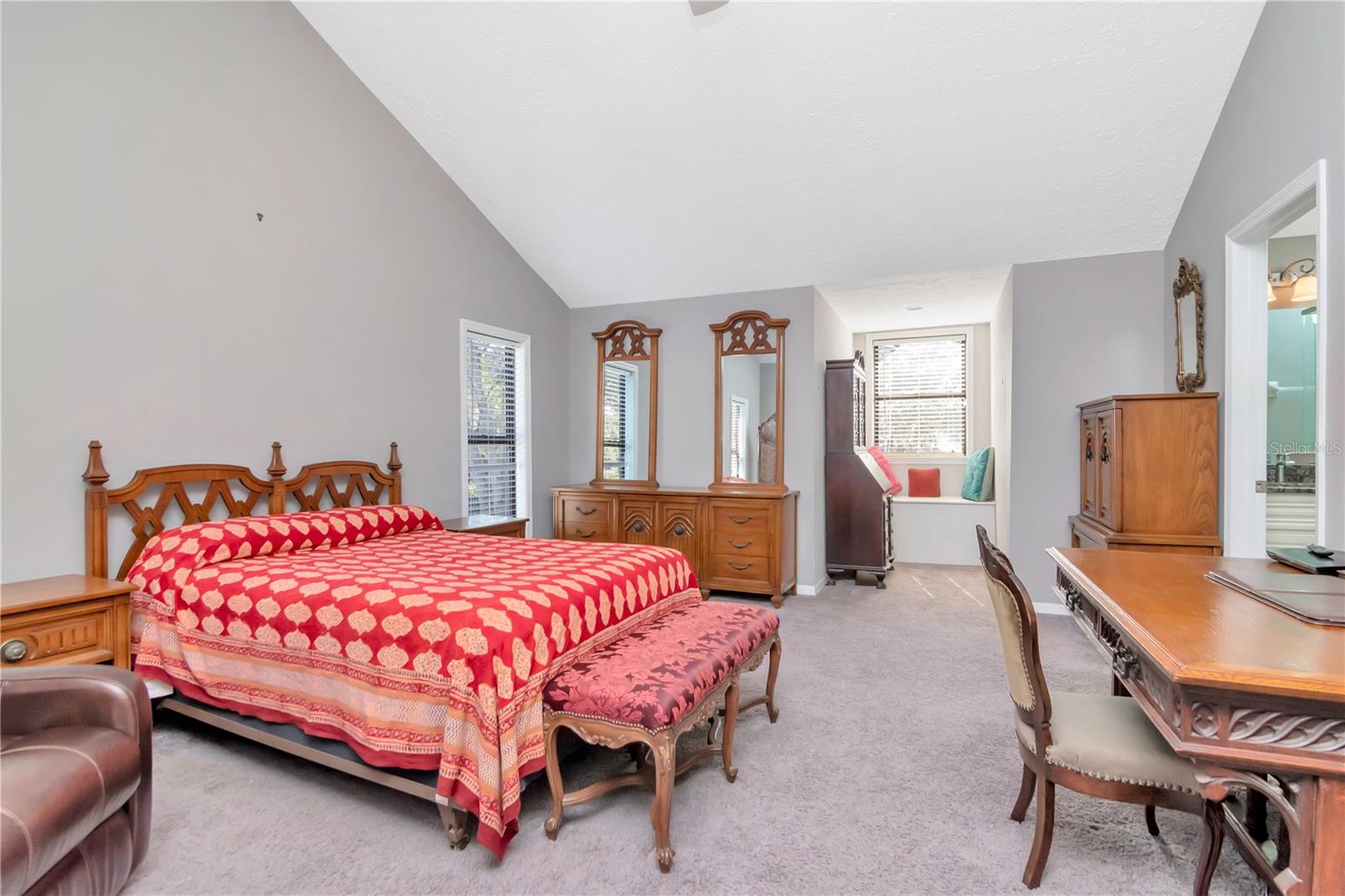 COUNTRY GATE - Residential