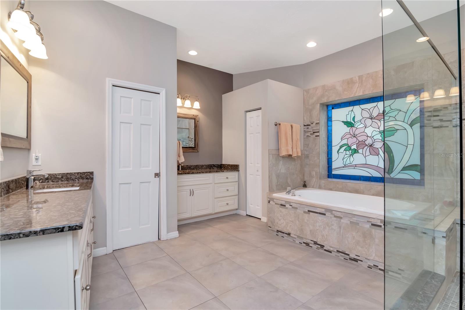 COUNTRY GATE - Residential