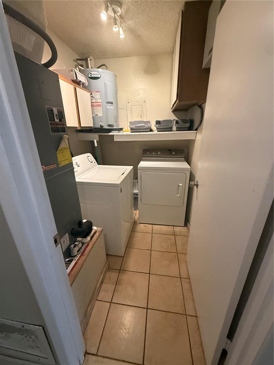 BATEY CHARLES C RESUB - Residential Lease