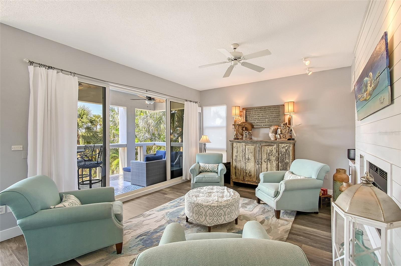 LIDO POINTE - Residential