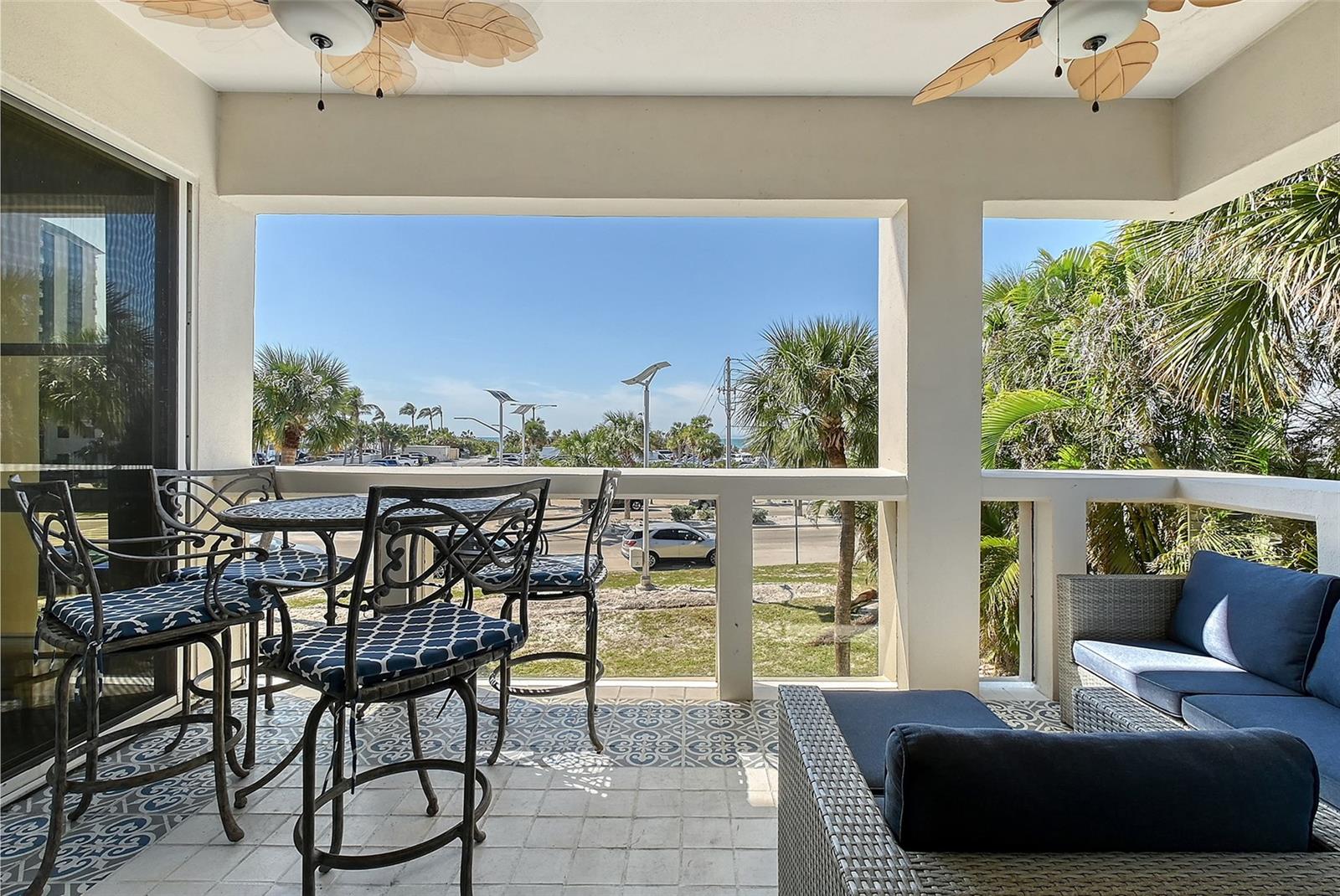 LIDO POINTE - Residential