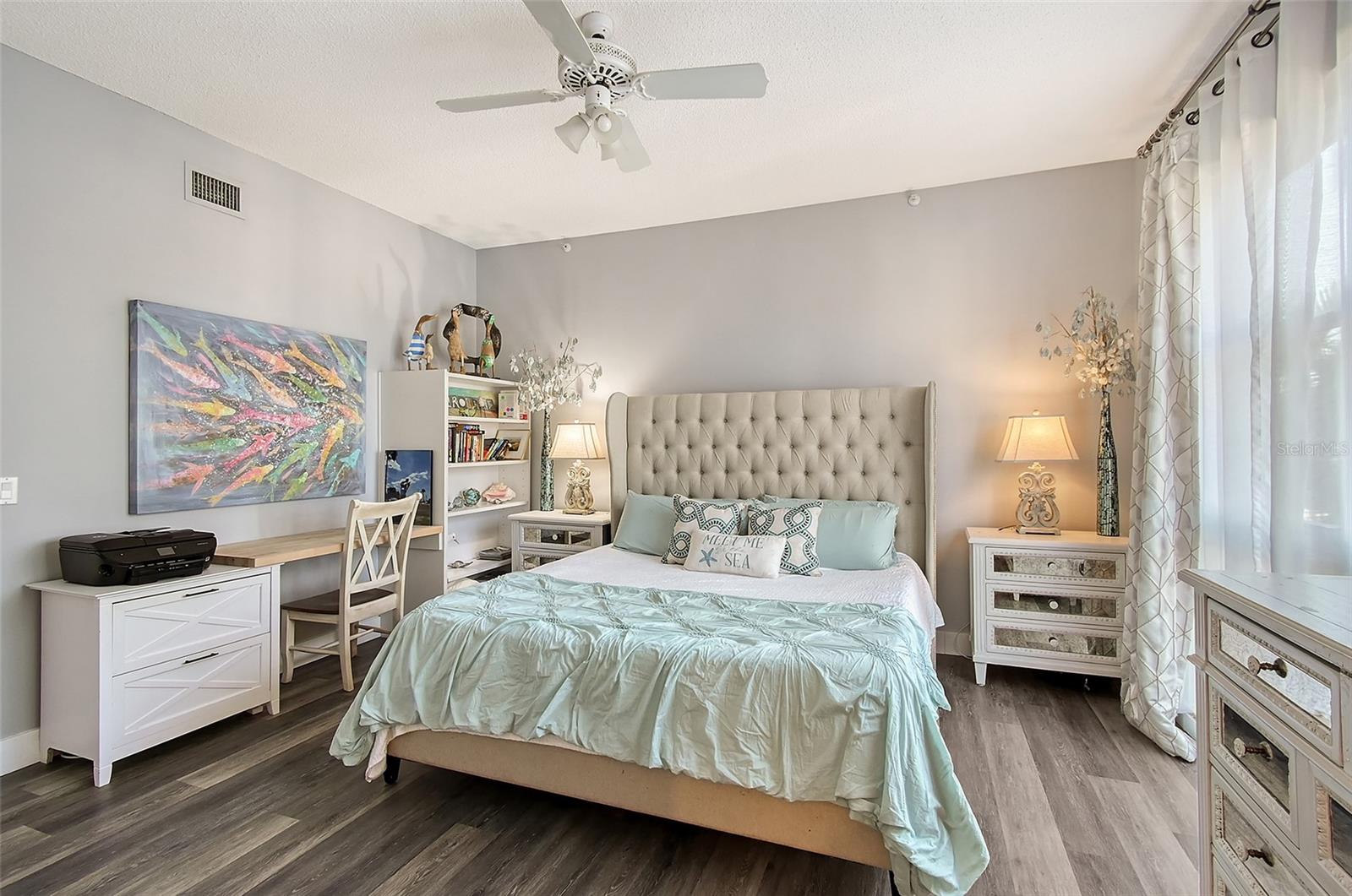 LIDO POINTE - Residential