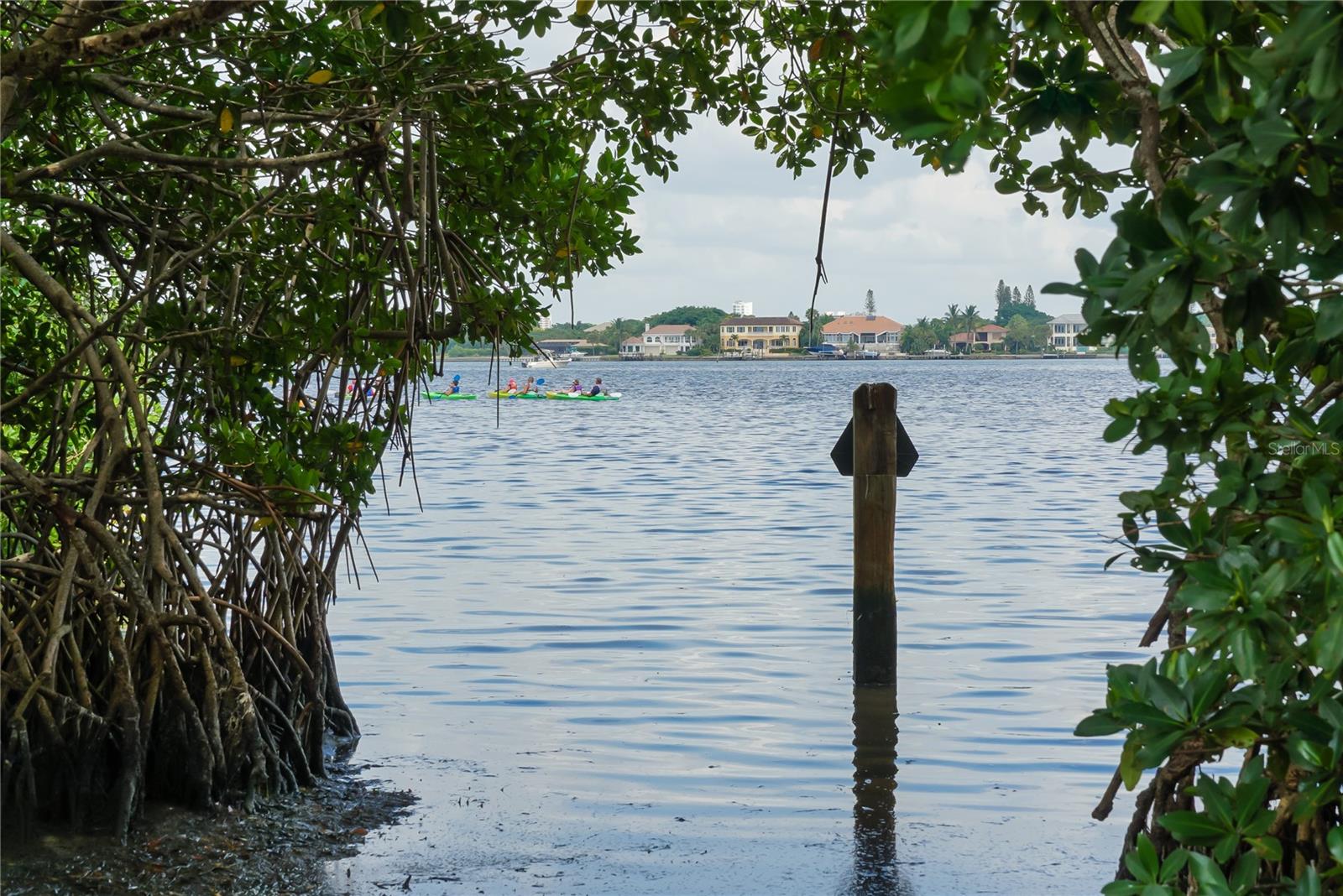 LIDO POINTE - Residential