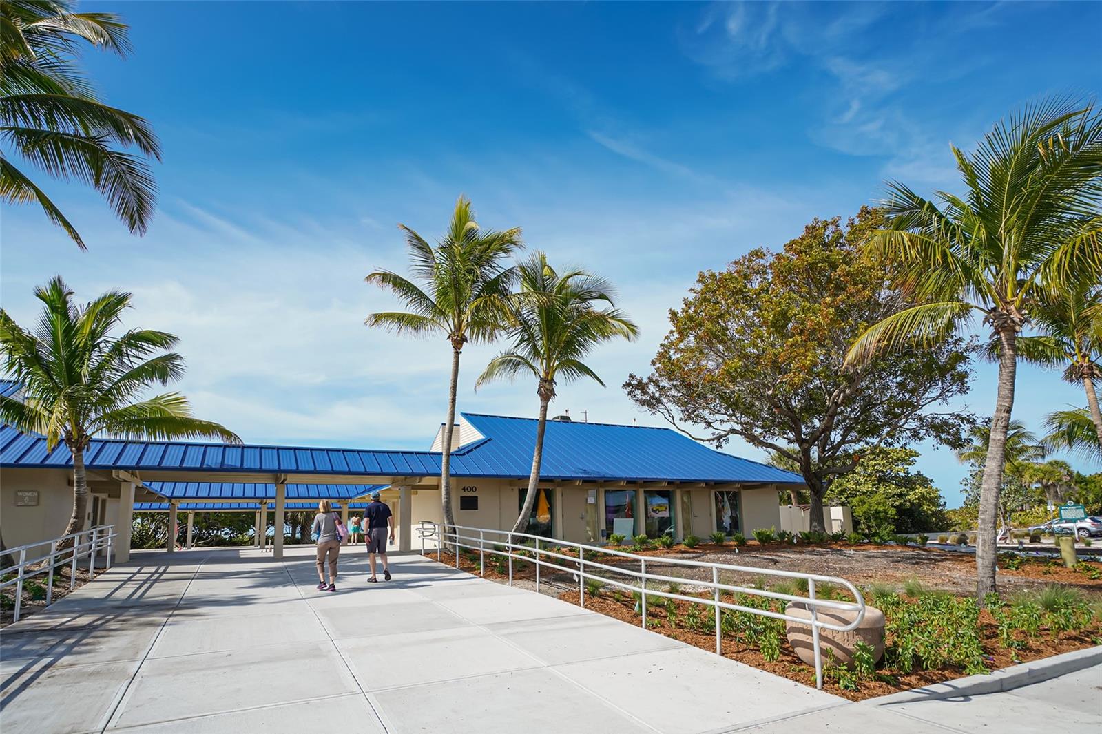 LIDO POINTE - Residential