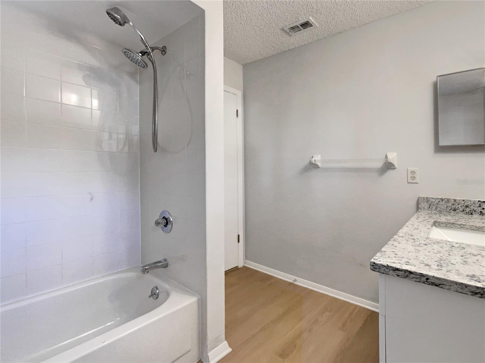 PALM CAY UN 02 & REPLAT/TRACTS - Residential