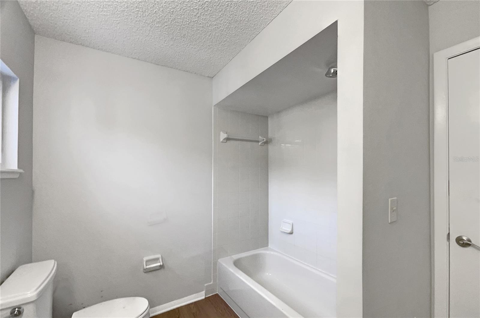 PALM CAY UN 02 & REPLAT/TRACTS - Residential