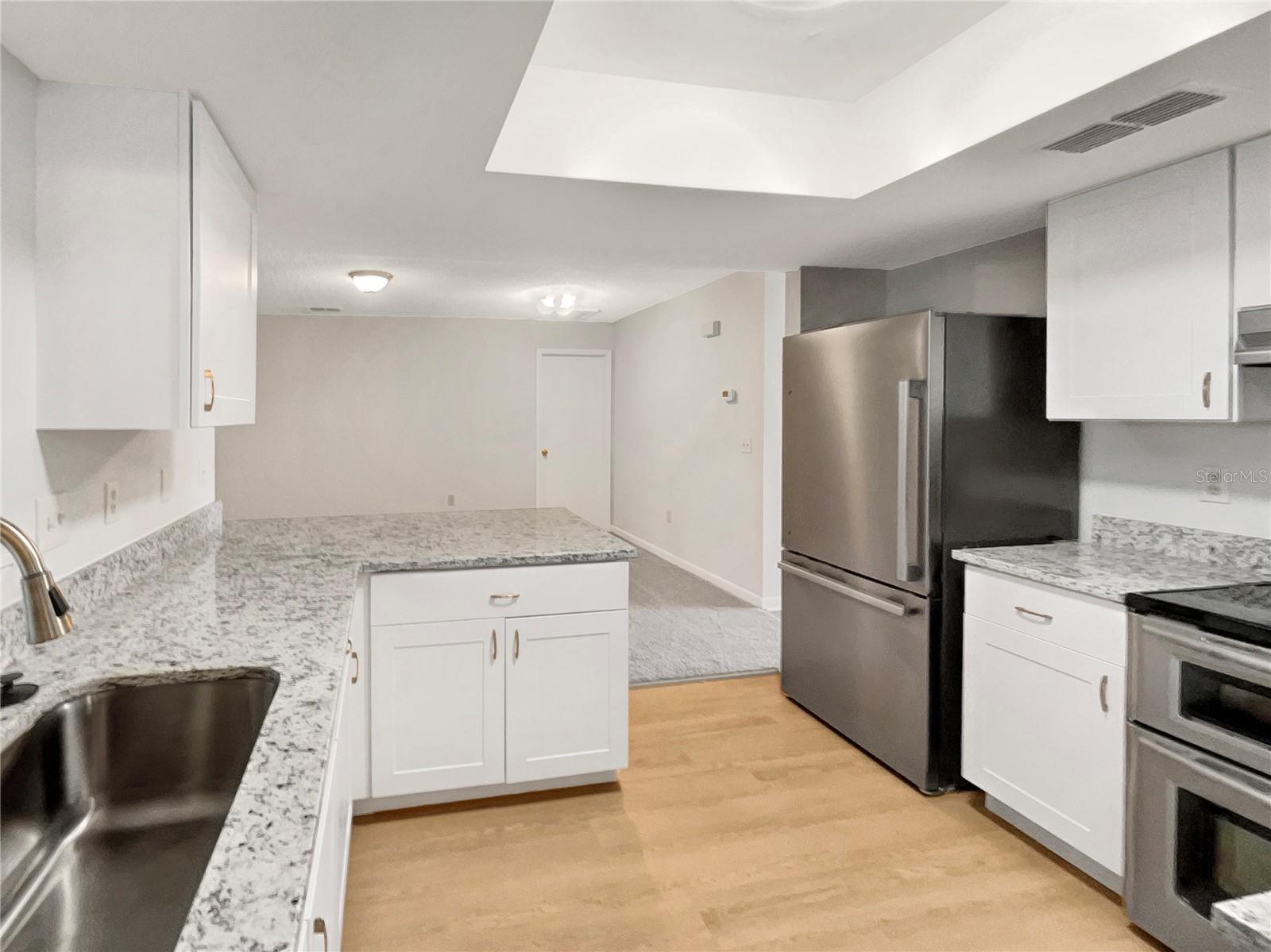 PALM CAY UN 02 & REPLAT/TRACTS - Residential