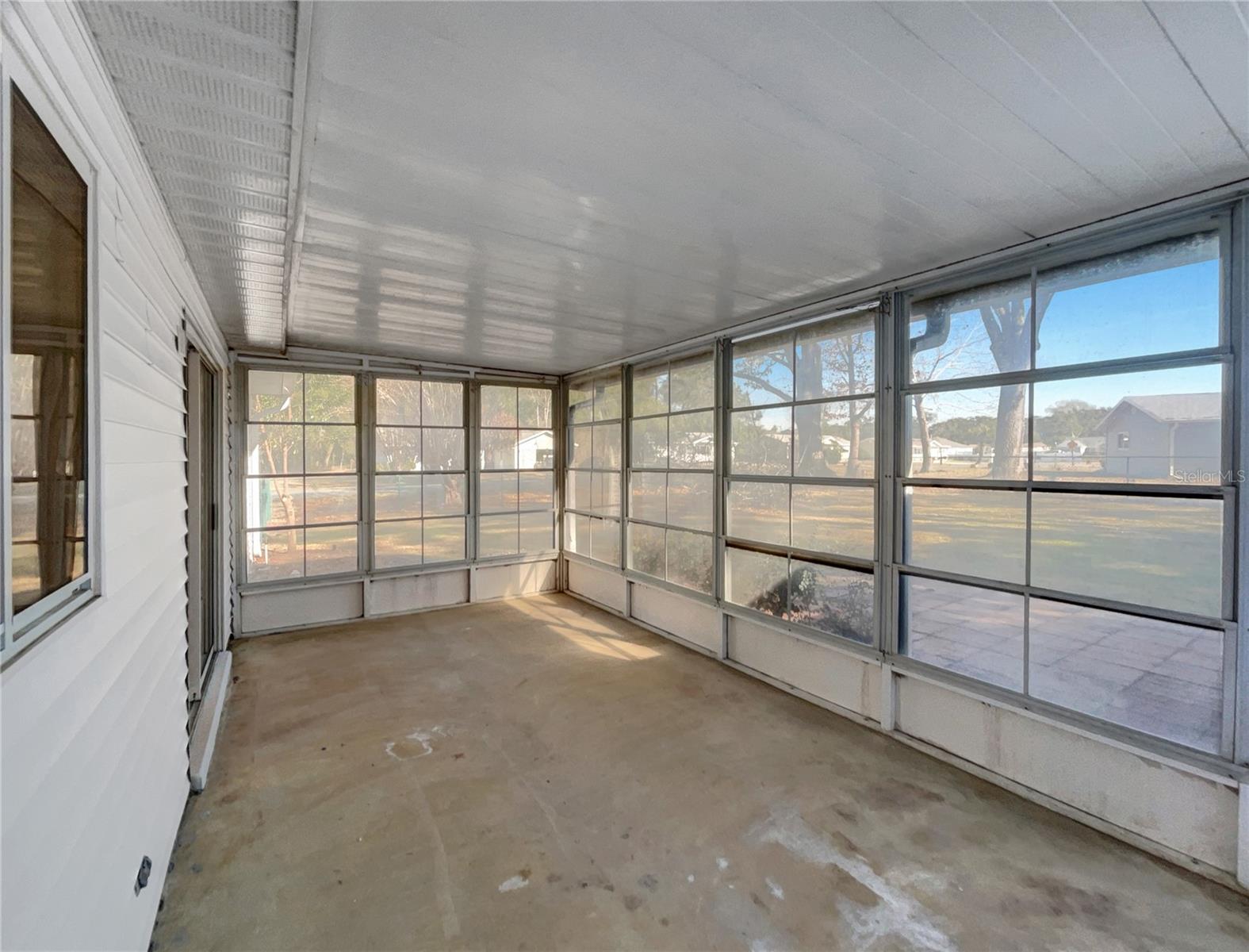 PALM CAY UN 02 & REPLAT/TRACTS - Residential