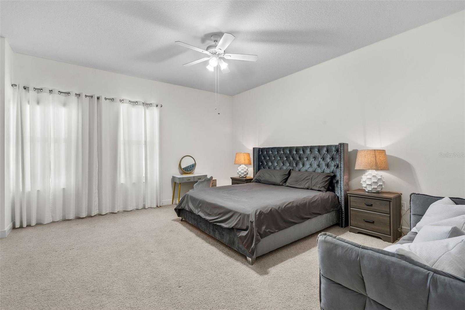 STATION SQUARE CONDO - Residential