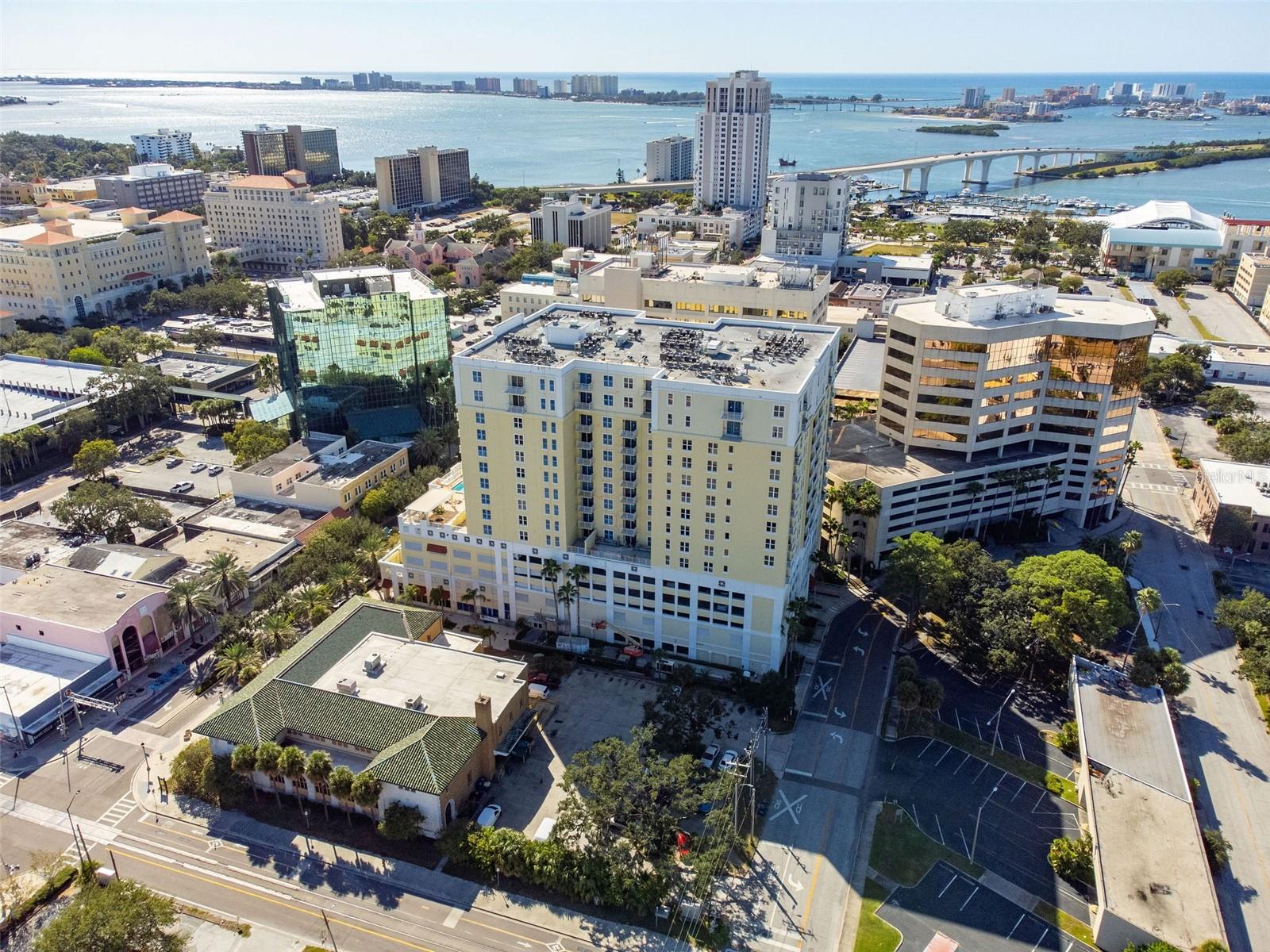 STATION SQUARE CONDO - Residential