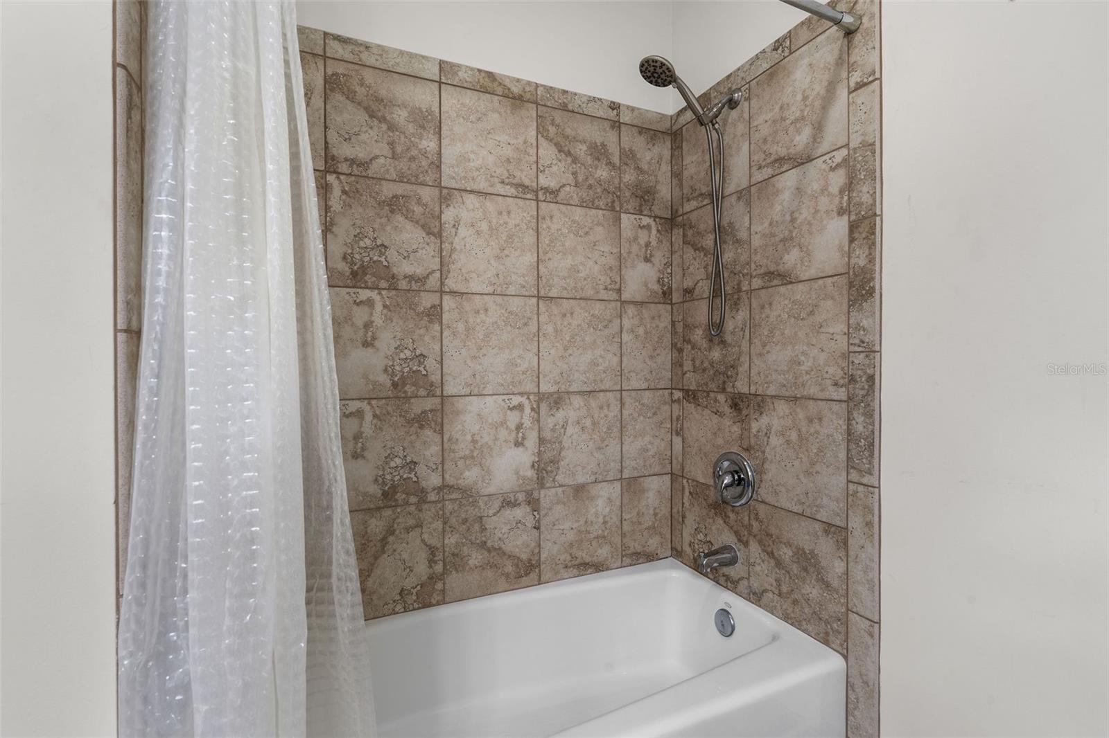 STATION SQUARE CONDO - Residential