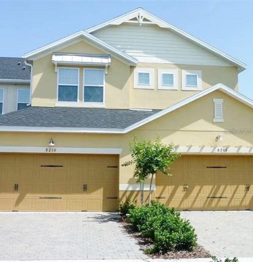 Move right in! This spacious home features brand-new laminate flooring, fresh interior paint, and water included in rent!
Located in the highly desired gated community of Oasis Cove, just minutes from Disney World, and surrounded by top-rated schools, shopping, and restaurants — including Windermere High School.
? Home Highlights:
* Rare 4-bedroom layout with downstairs master suite
* 2.5 bathrooms and an upstairs loft (perfect for office or playroom)
* Two-car garage with brick-paved driveway
* Fully fenced backyard for privacy and outdoor fun
?? Community Amenities:
Enjoy resort-style living — lake-view swimming pool, clubhouse, fitness center, walking trails, tiki bar, and playground.You might even see Disney fireworks from within the community!
?? Prime Location:
Minutes to Disney, major highways, shopping, dining, and entertainment — everything you need is nearby!