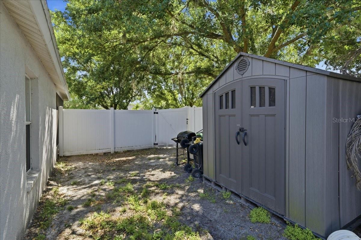 NEW RIVER LAKES PH C02 - Residential