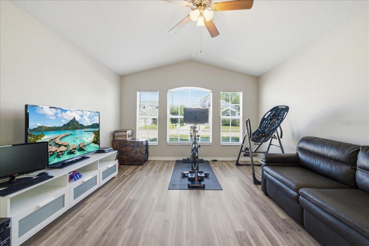 NEW RIVER LAKES PH C02 - Residential