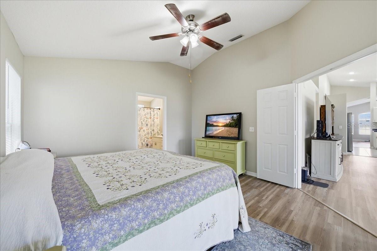 NEW RIVER LAKES PH C02 - Residential