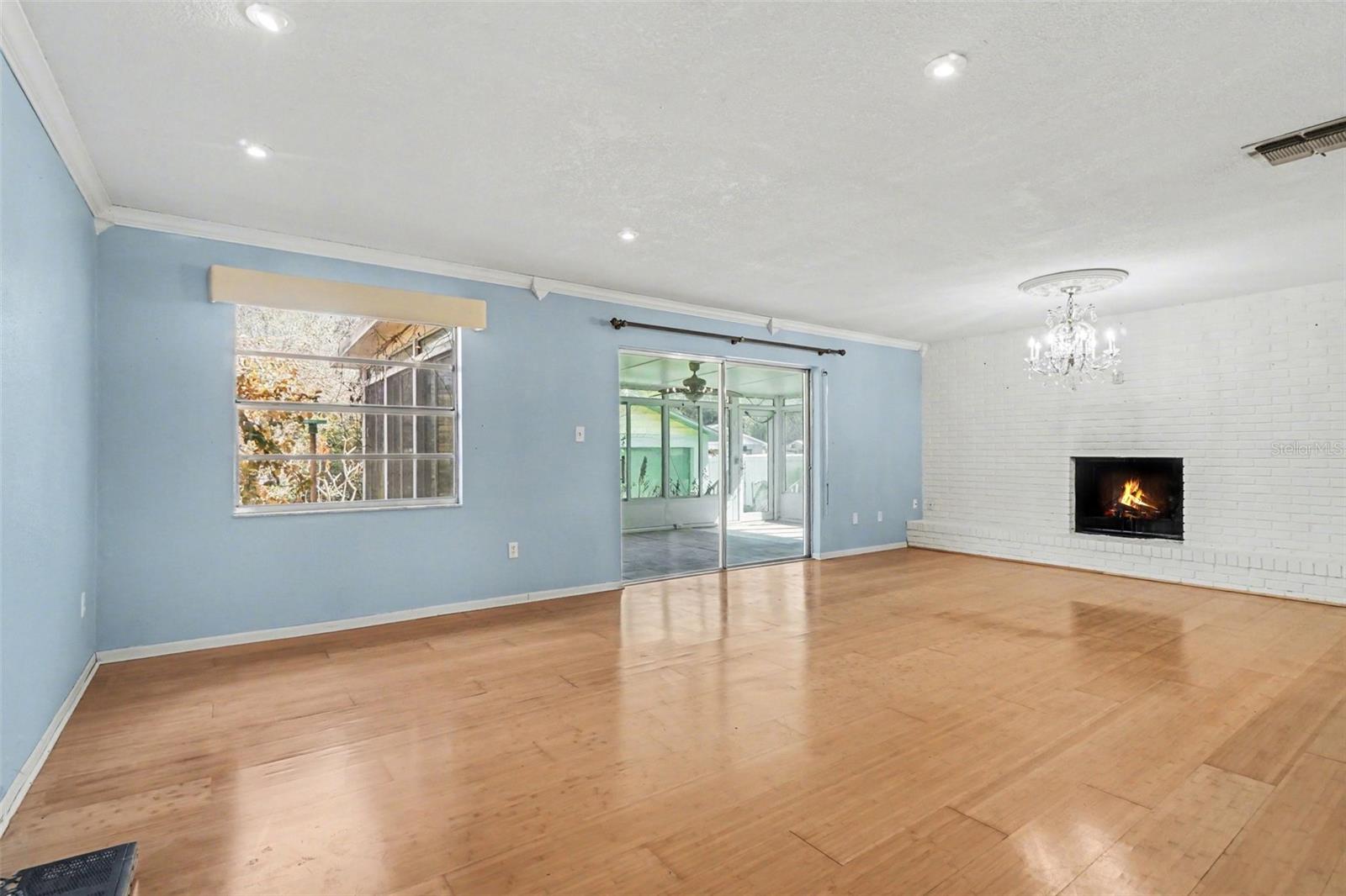 FRANKLIN TERRACE - Residential