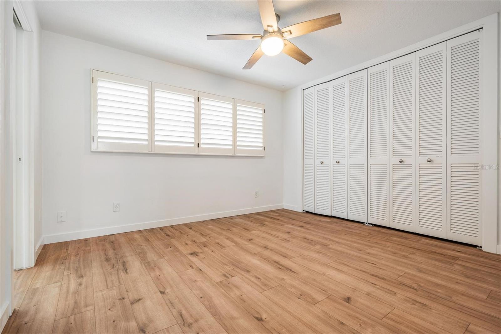 PASADENA ISLE - Residential