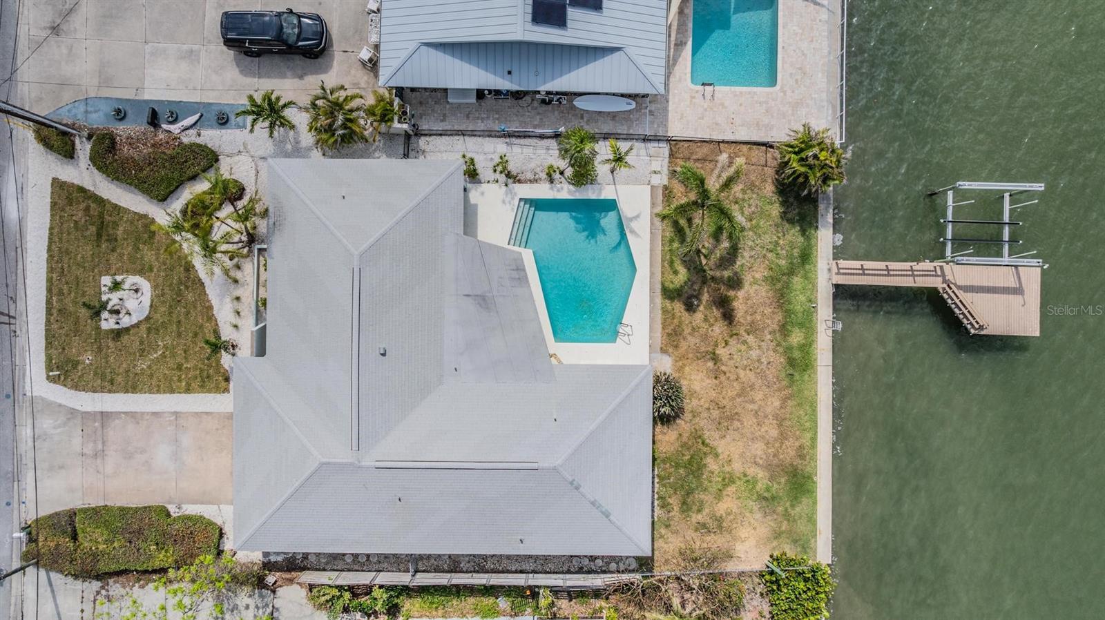 PASADENA ISLE - Residential