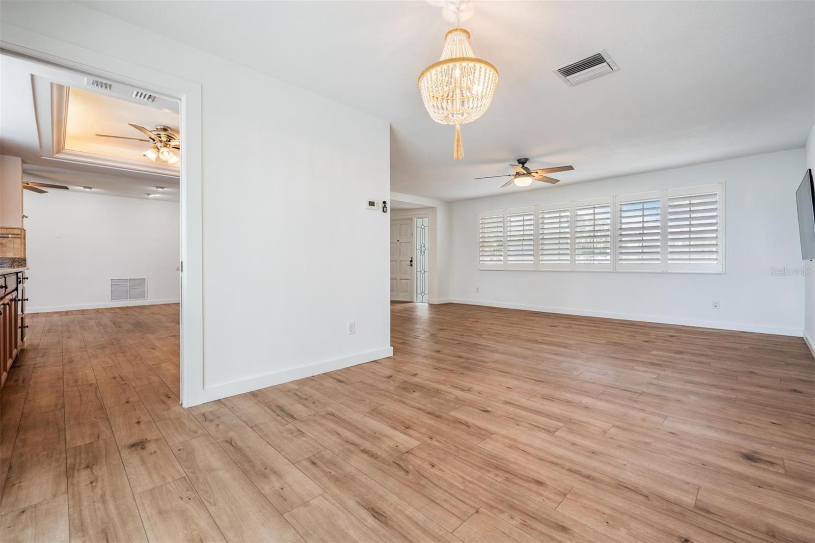 PASADENA ISLE - Residential