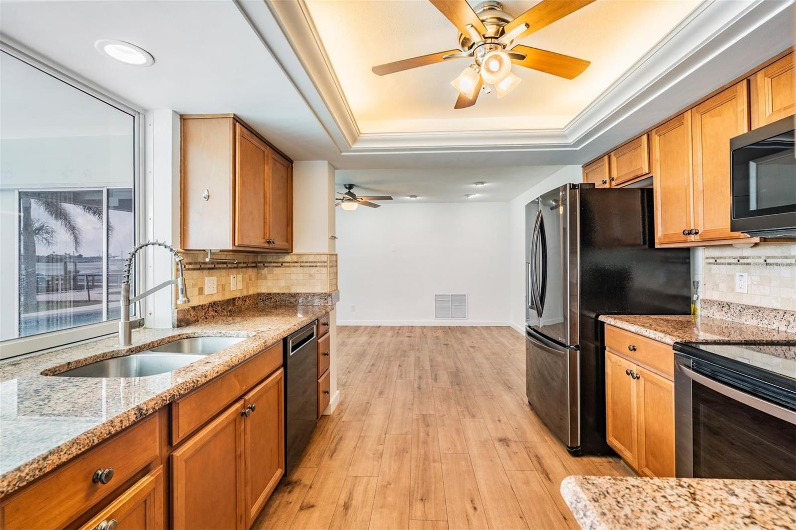 PASADENA ISLE - Residential