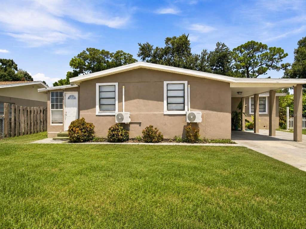 Photo of 603 60th Avenue W, Bradenton, FL 34207 (MLS # A4702200)