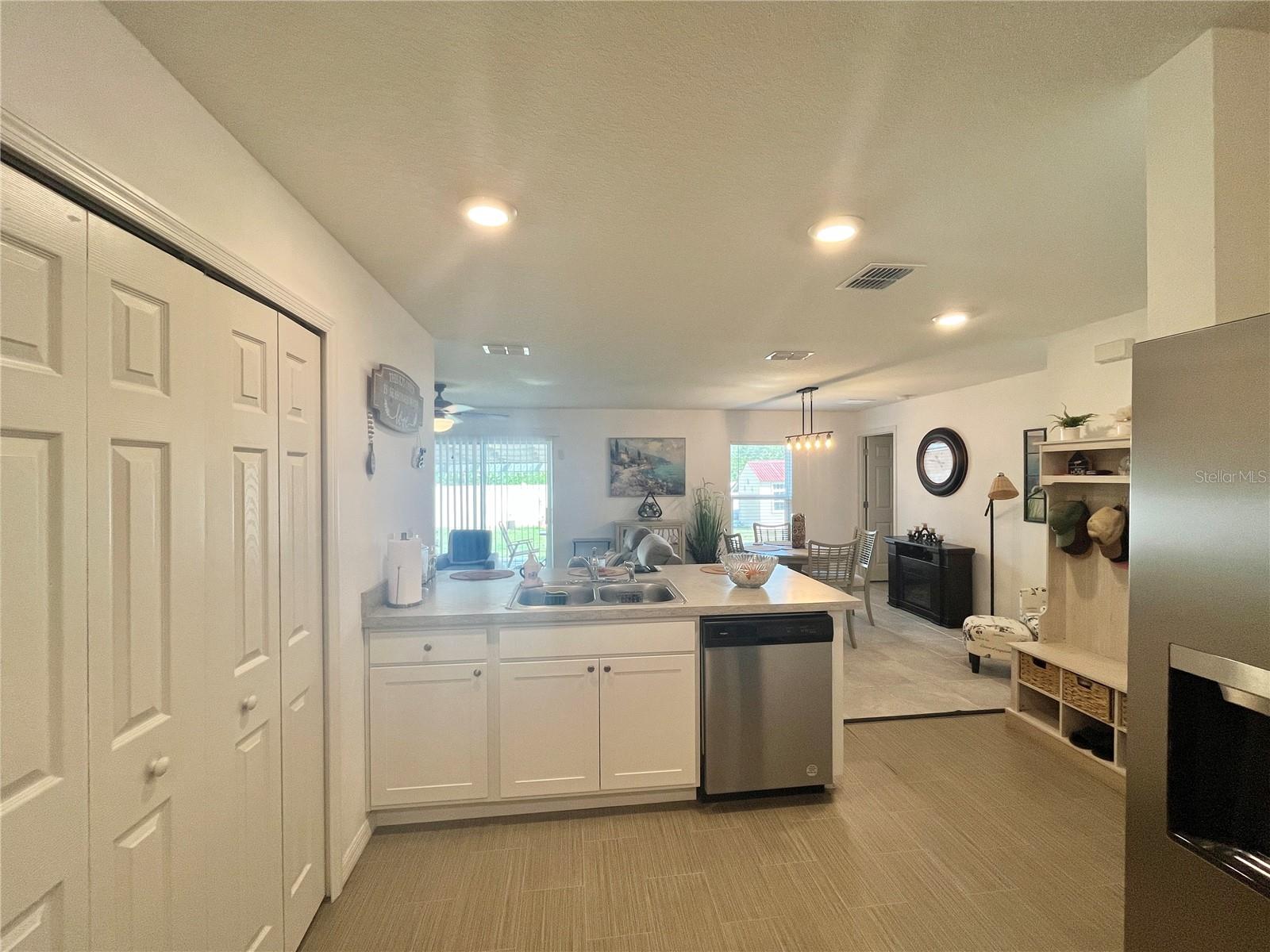 MARION OAKS UN 04 - Residential
