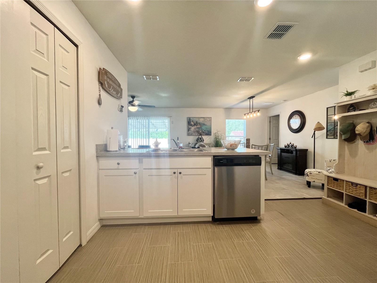 MARION OAKS UN 04 - Residential