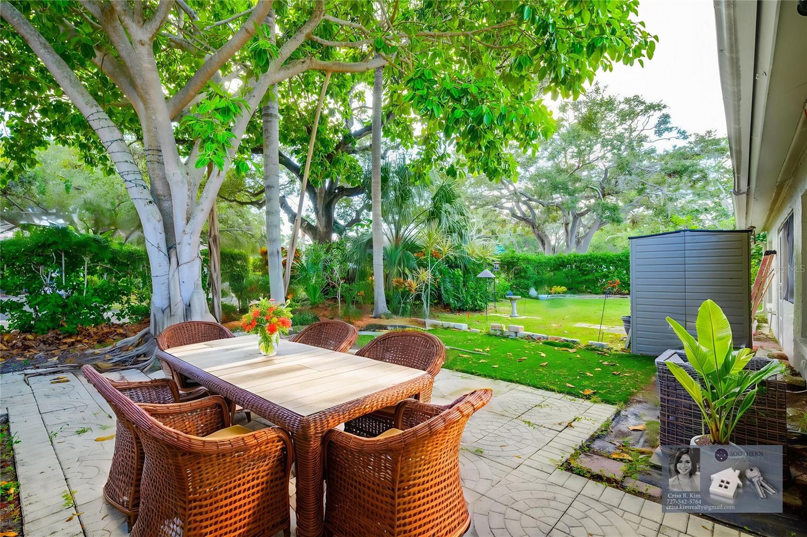 BAY TOWNE - Residential