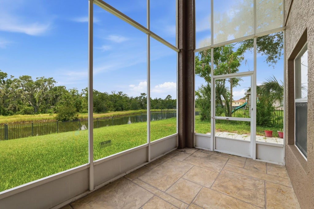 Photo of 14722 Heronglen Drive, Lithia, FL 33547 (MLS # TB8526017)