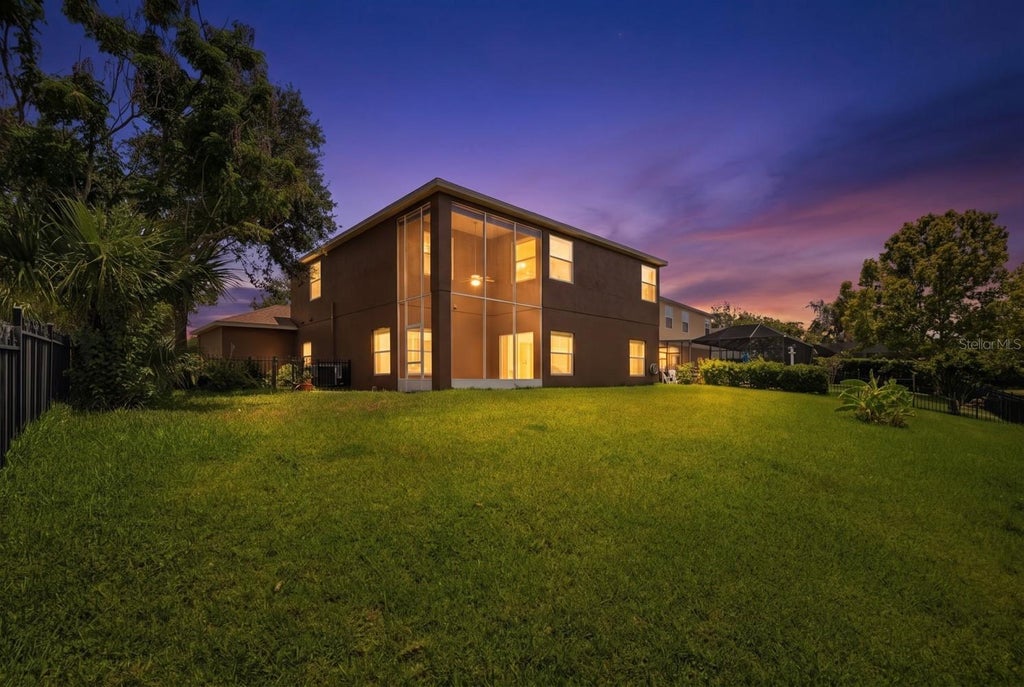 Photo of 14722 Heronglen Drive, Lithia, FL 33547 (MLS # TB8526017)