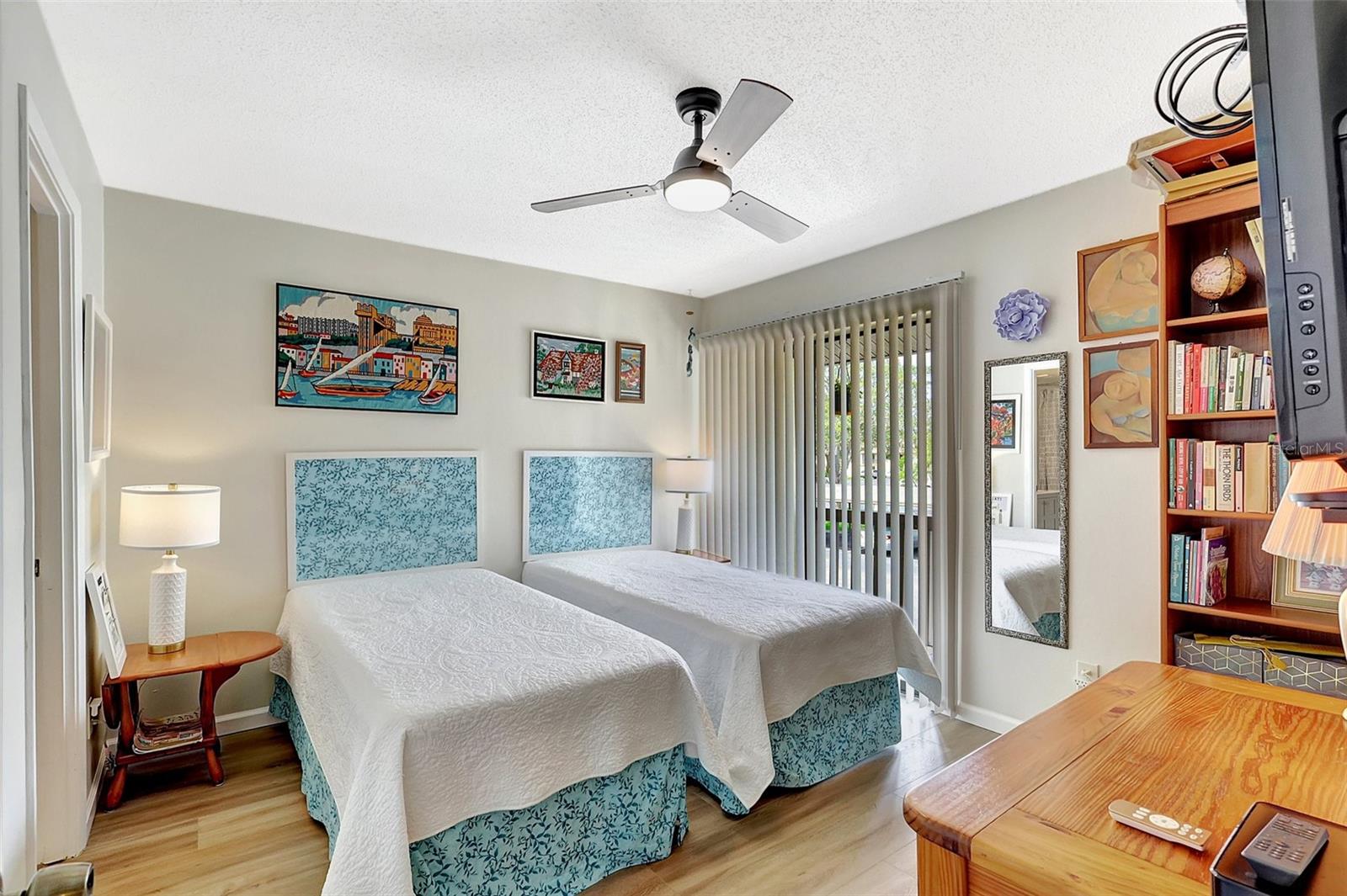 LONGWATER CHASE - Residential