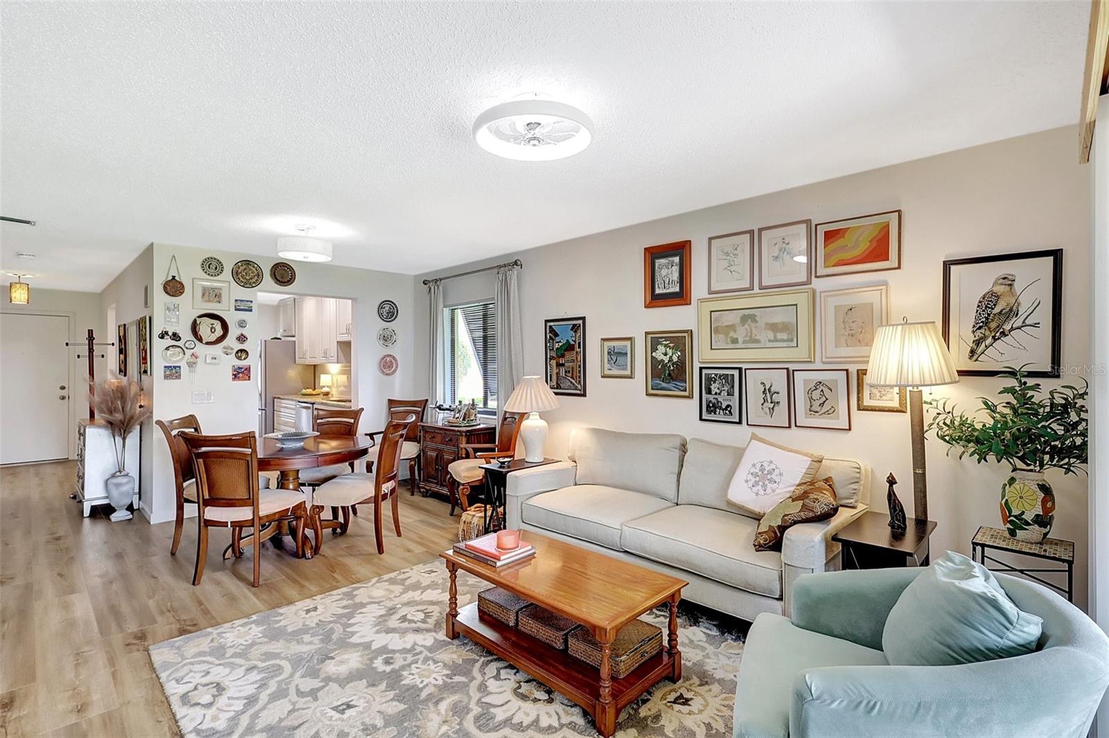 LONGWATER CHASE - Residential