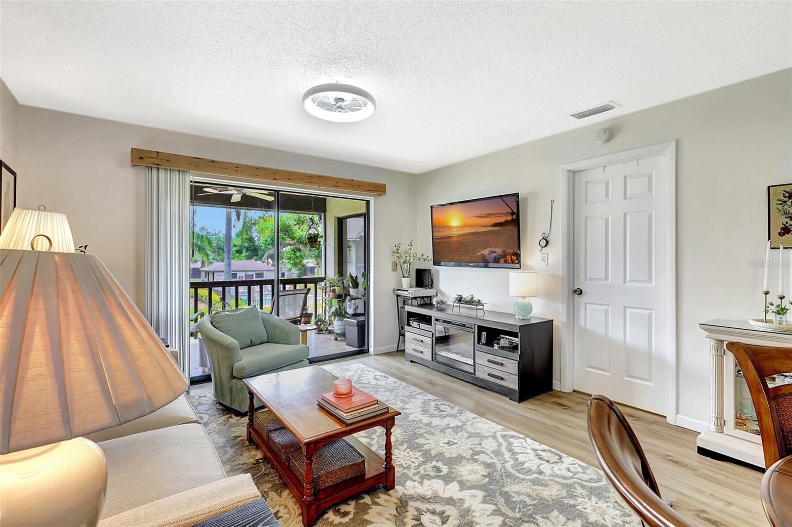 LONGWATER CHASE - Residential