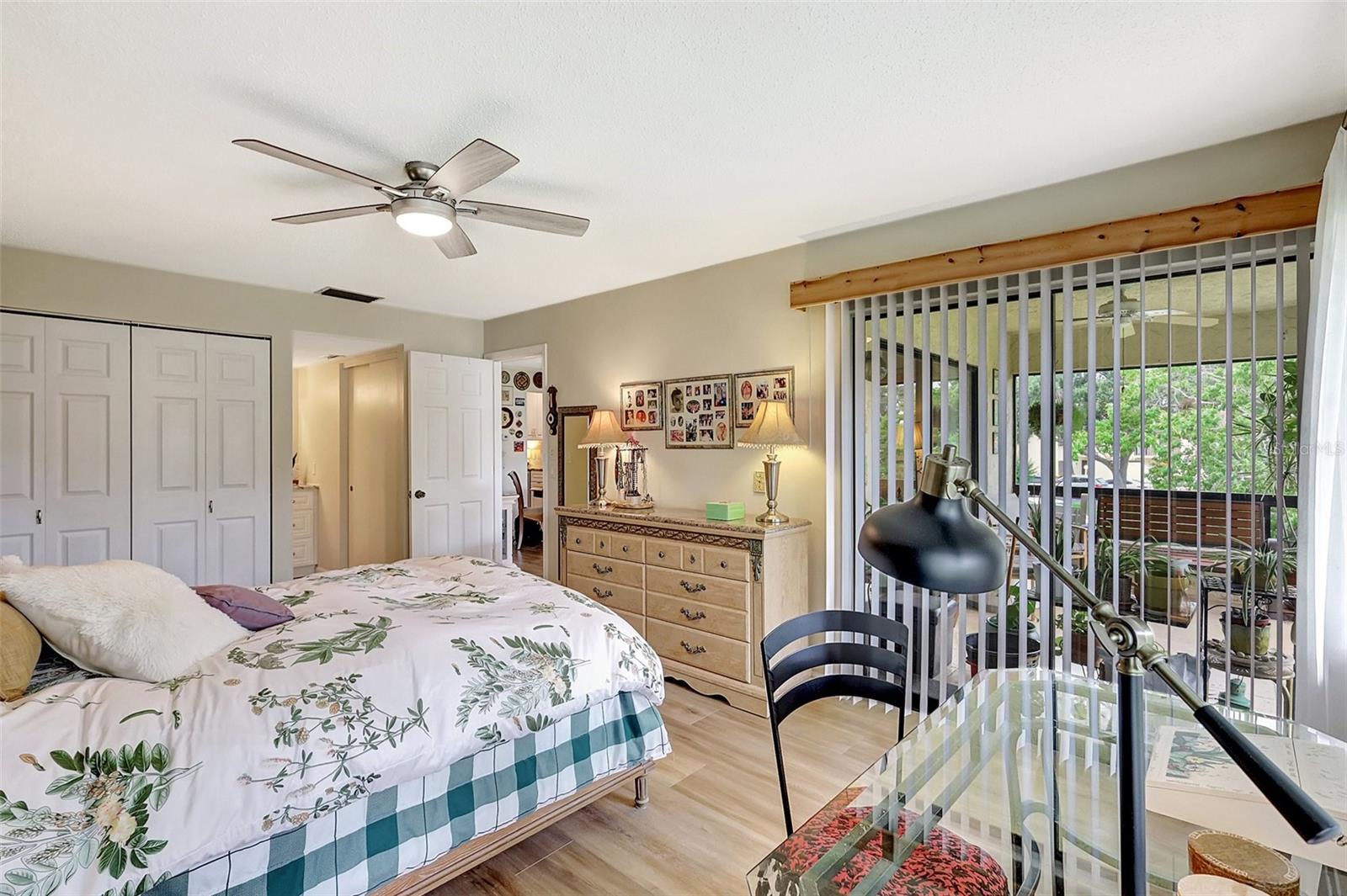 LONGWATER CHASE - Residential