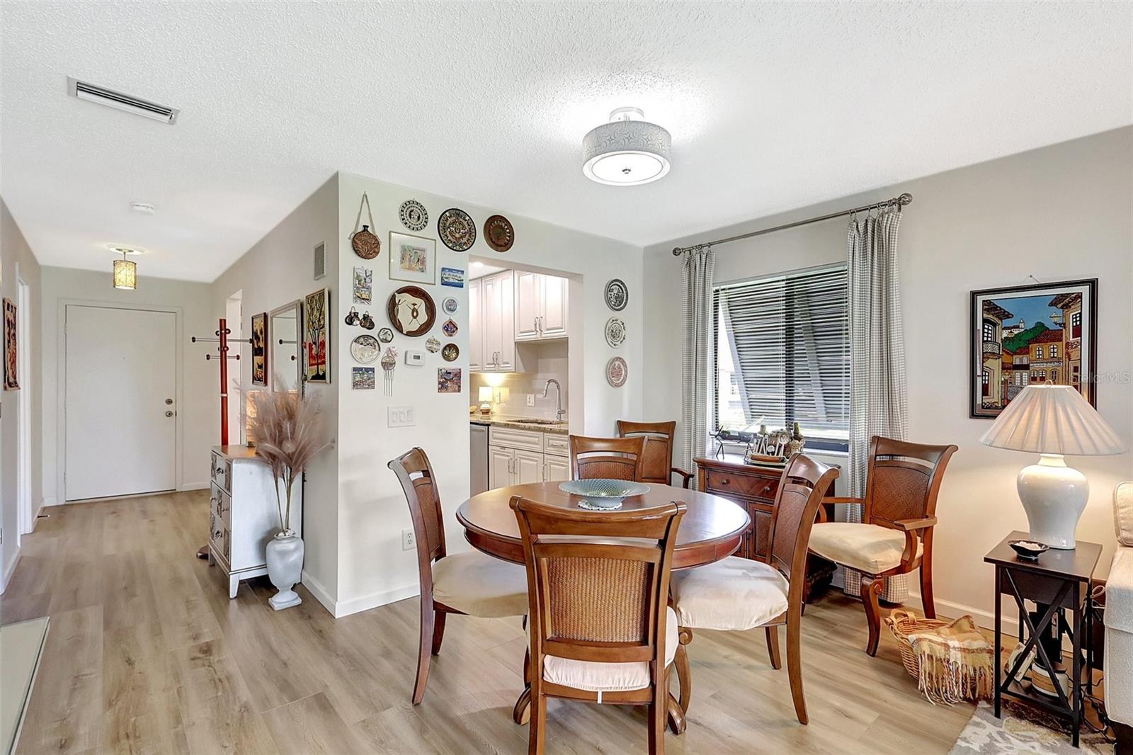 LONGWATER CHASE - Residential