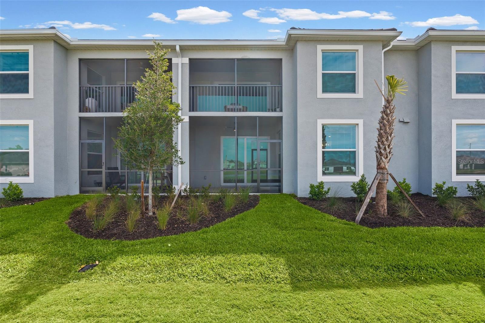CALUSA COUNTRY CLUB - Residential Lease